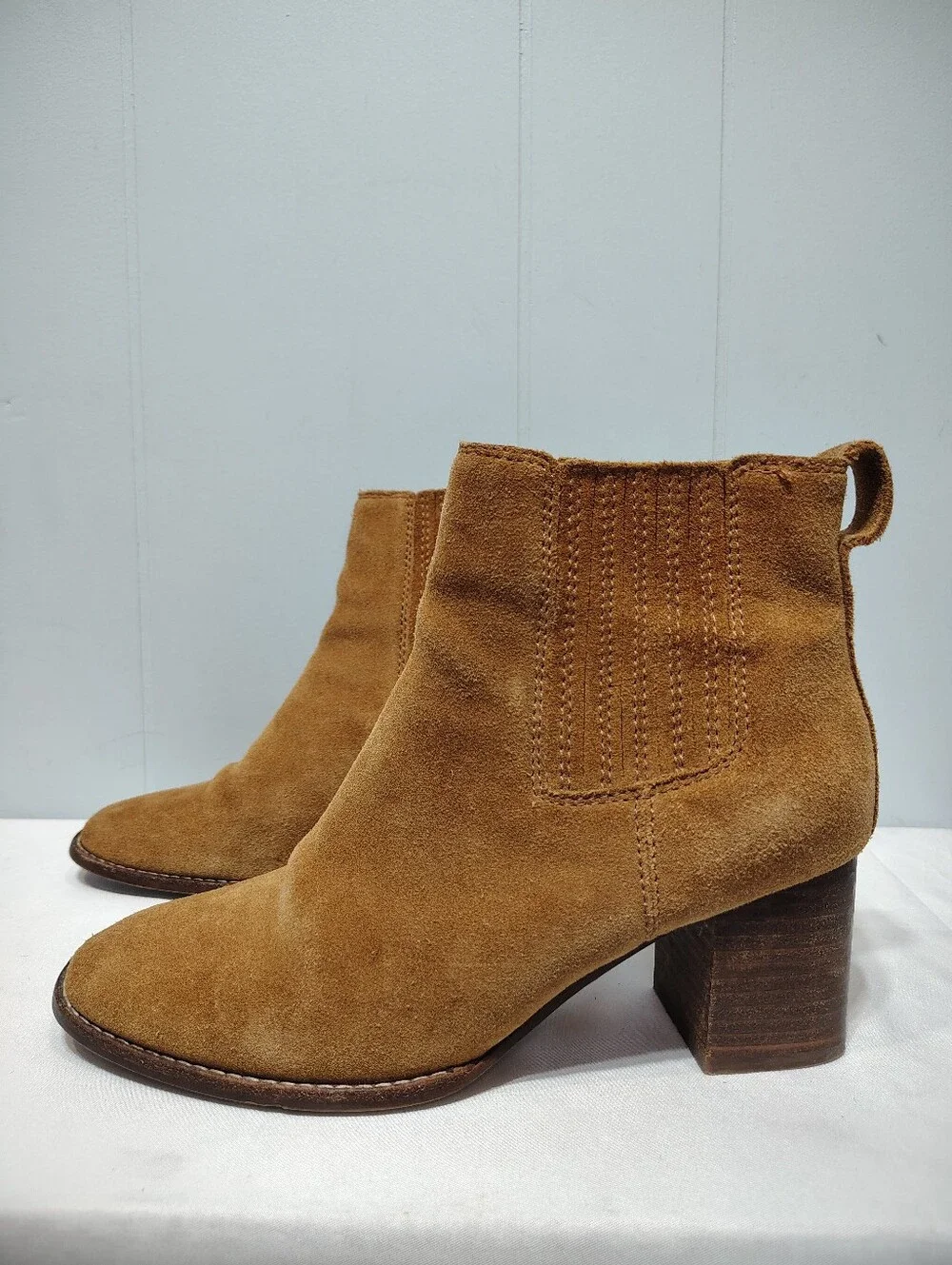 Madewell The Kat Chelsea Boot Suede Tan Camel Block Heel 8